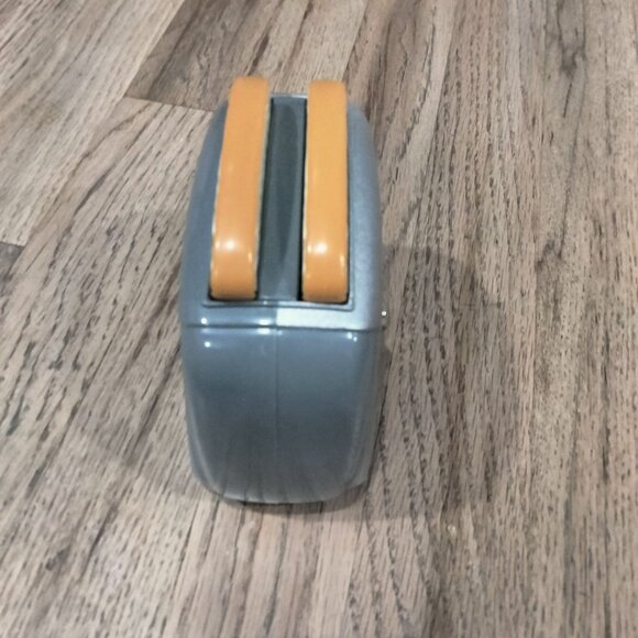 Playgo Pop Up Toaster Toy Bread Slices Gray - Picture 7 of 10